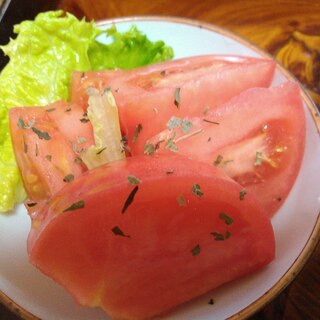バジル香る☆トマトサラダ